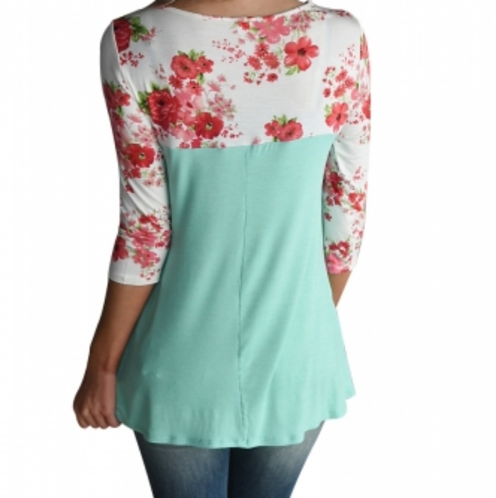 Floral Printed Green Womens Top - Picture 2 of 2